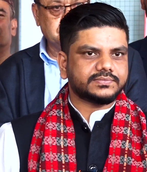 वैदेशिक रोजगारका ४० हजार बढी पुराना फाइल डिजिटलाइज गरिँदै, ठगी शून्यमा झार्ने श्रममन्त्रीको उद्घोष