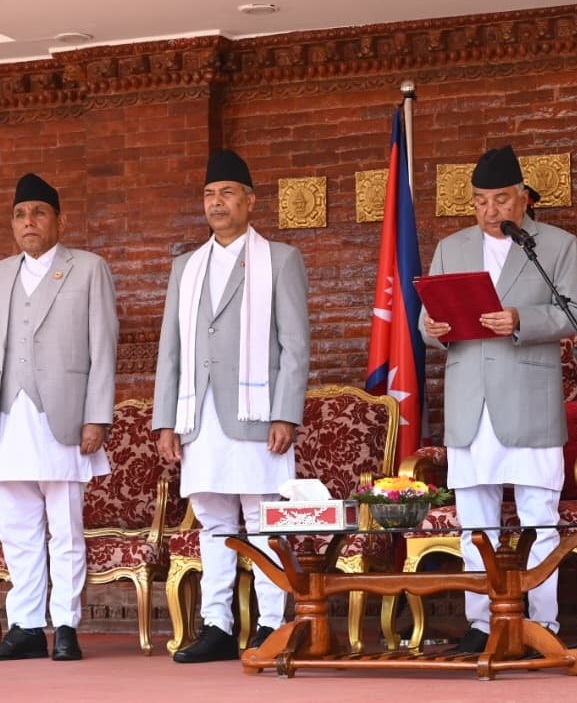 प्रतिनिधिसभाका ज्येष्ठ सदस्य केसीले लिए शपथ