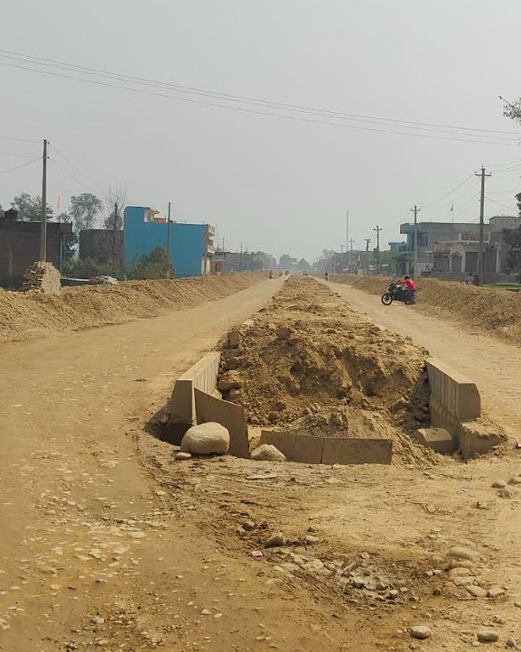 अलपत्र महेशपुर–परासी–सुनवल सडक