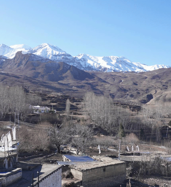 मुस्ताङस्थित रानीपौवा बजार पर्यटनले गुल्जार भइरहँदा ‘झारकोट’ ओझेलमा