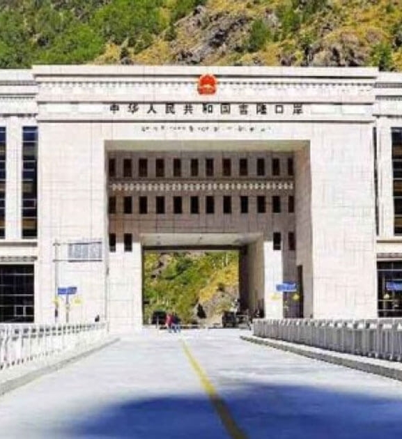 तातोपानी र रसुवागढी नाका खुलेपछि कोरलाबाट आयात-निर्यात घट्यो