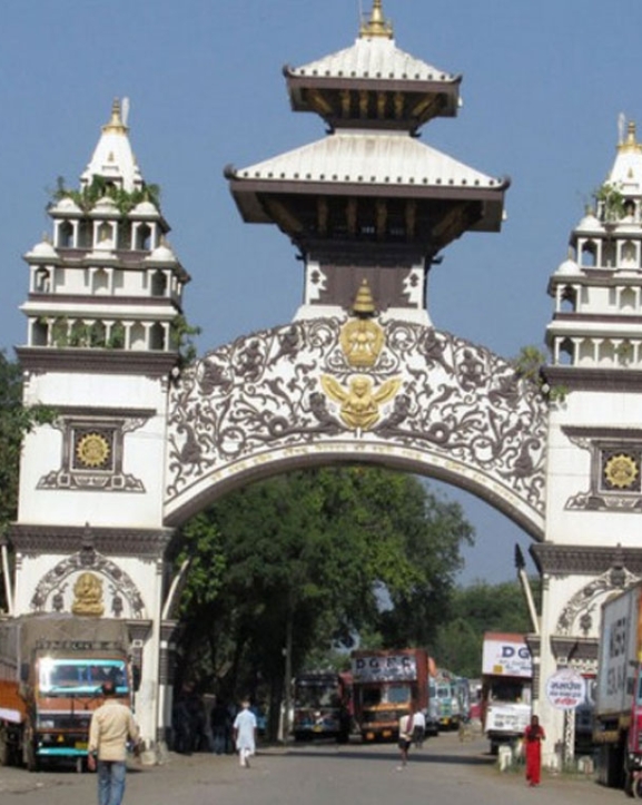 सीमावर्ती क्षेत्रमा कोभिड देखिएपछि वीरगञ्ज नाकामा सतर्कता अपनाइँदै