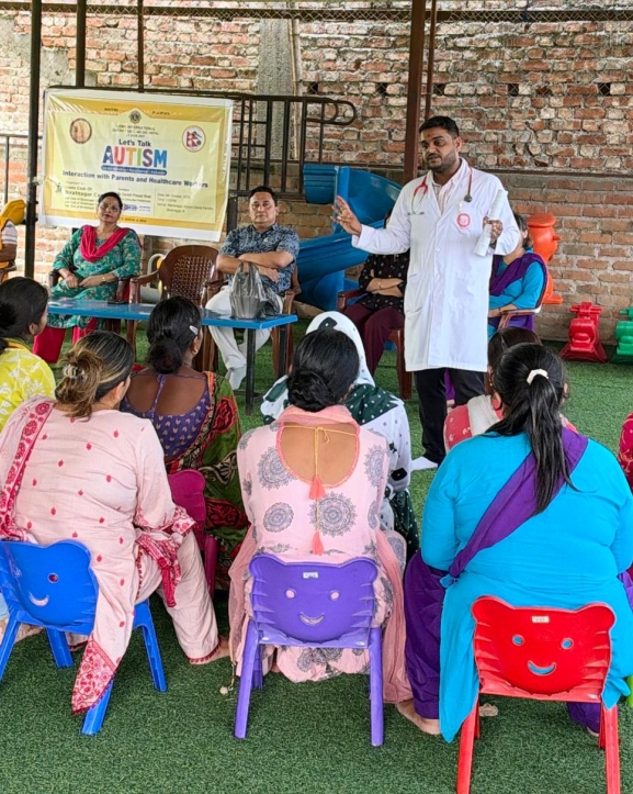 अटिजम भएका बालबालिकाका अभिभावकसँग गहन छलफल
