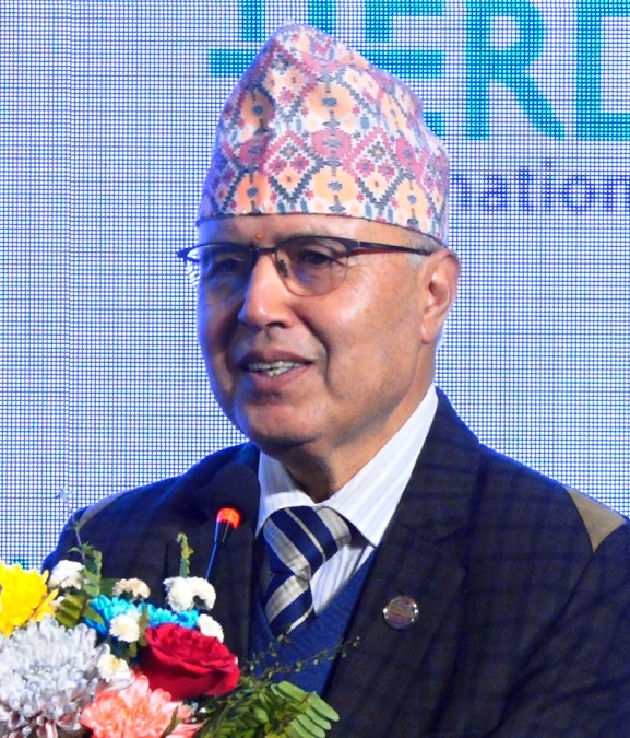 स्वास्थ्य क्षेत्रमा बजेट घट्नु राम्रो होइन : अर्थमन्त्री खनाल