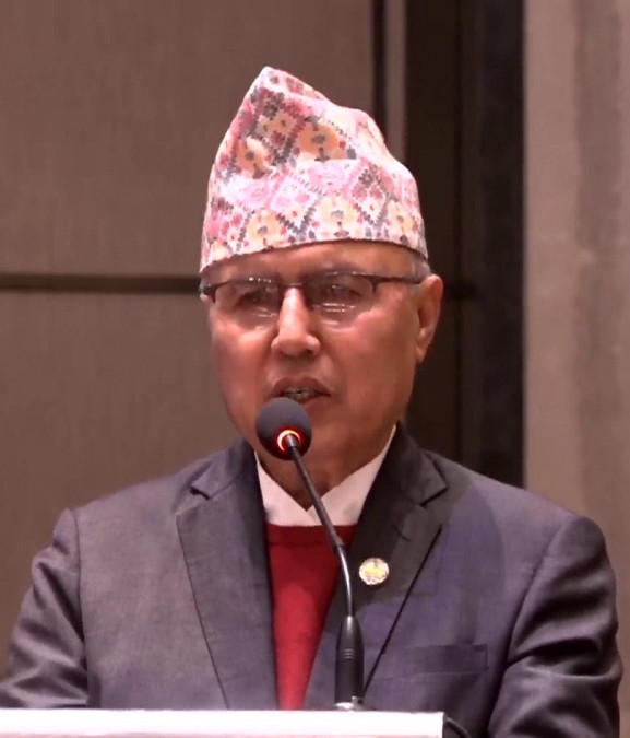 सडकबाट कसैलाई अपराधिकरण गर्न मिल्दैनः अर्थमन्त्री