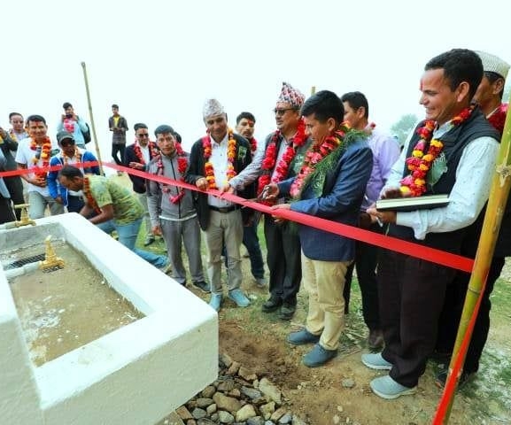 घर–घरमा खानेपानीको धारा आएपछि स्थानीय हर्षित