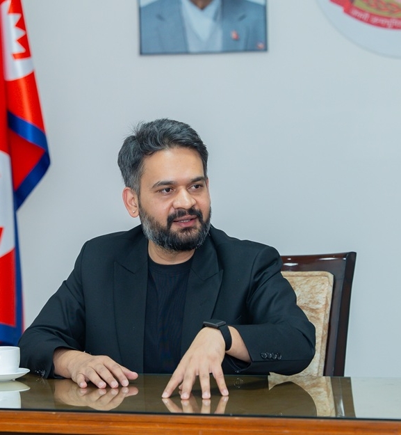 ब्याक गियरमा बालेन