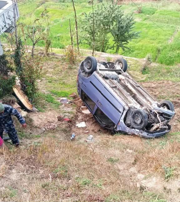 नगरकोटबाट भक्तपुर आउँदै गरेको कार दुर्घटना, ४ जना घाइते