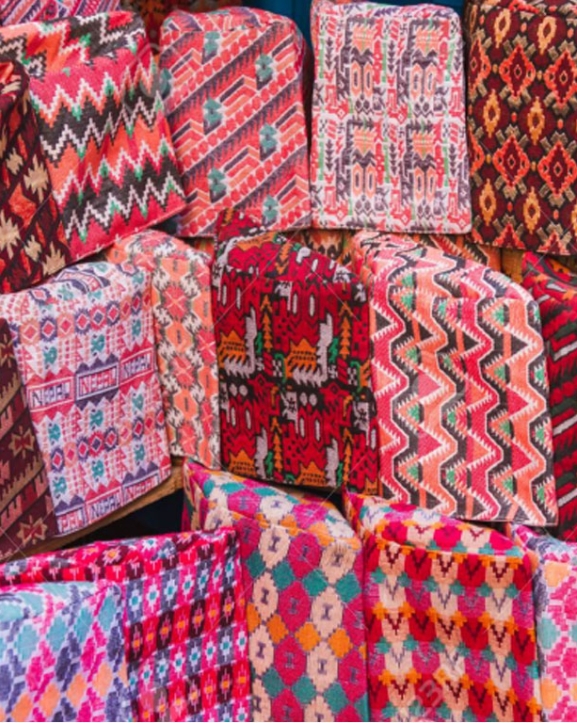 आज १३औँ राष्ट्रिय पोसाक एवं टोपी दिवस मनाइँदै 