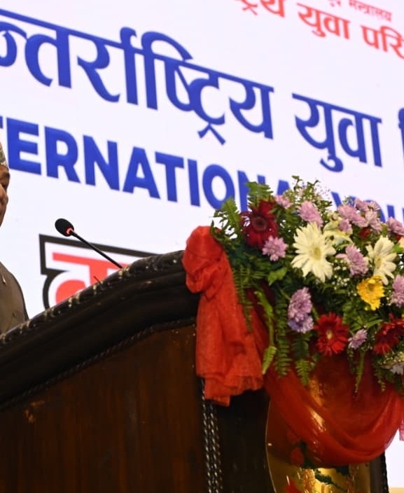 युवाहरुलाई राष्ट्रपतिको सुझाव- 'वर्तमान राजनीतिक व्यवस्थाको जगमा उभिएर मुलुकको भाग्य र भविष्य कोर्नुस्'