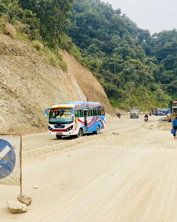 पोखरा–मुग्लिन सडक निर्माण कछुवा गतिमा