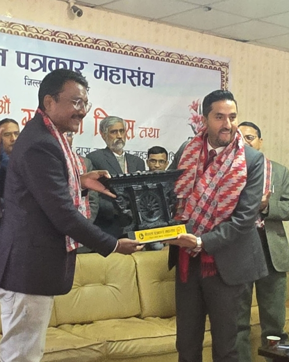 जिम्मेवार र जवाफदेही पत्रकारिता गर्न सञ्चारमन्त्री खरेलको अनुरोध