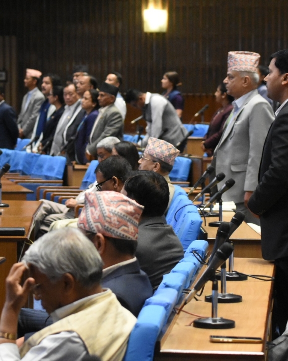 प्रतिनिधिसभामा विपक्षीको अवरोध कायमै, बैठक आधा घण्टाका लागि स्थगित