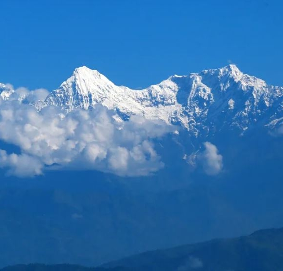 लाङ्टाङ क्षेत्रमा अलपत्र १२ जनाको सकुशल उद्धार