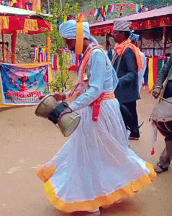 सुदूरपश्चिमको हुडकेली लोकनृत्य लोप हुने संघारमा