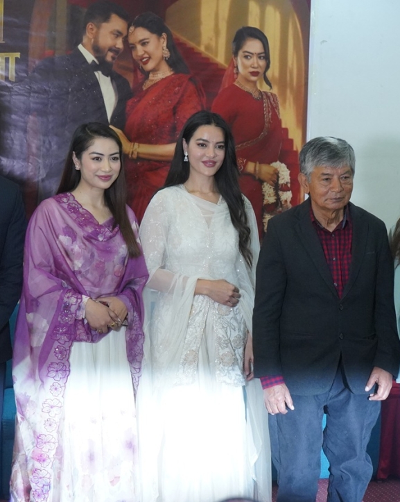 आठ वर्षपछि निर्देशनमा रेखा थापा