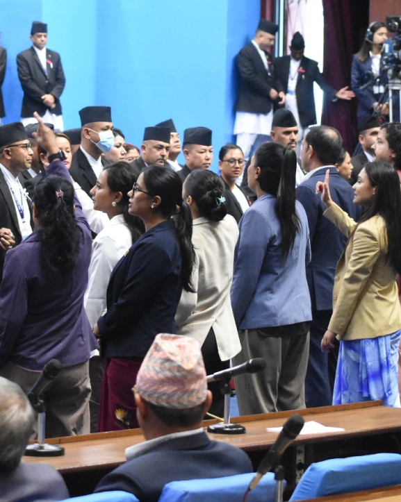रास्वपा र राप्रपाको विरोधका बीच प्रतिनिधिसभा बैठक सञ्चालन