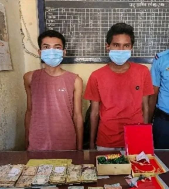 सिरहामा ब्राउन सुगरसहित २ जना पक्राउ