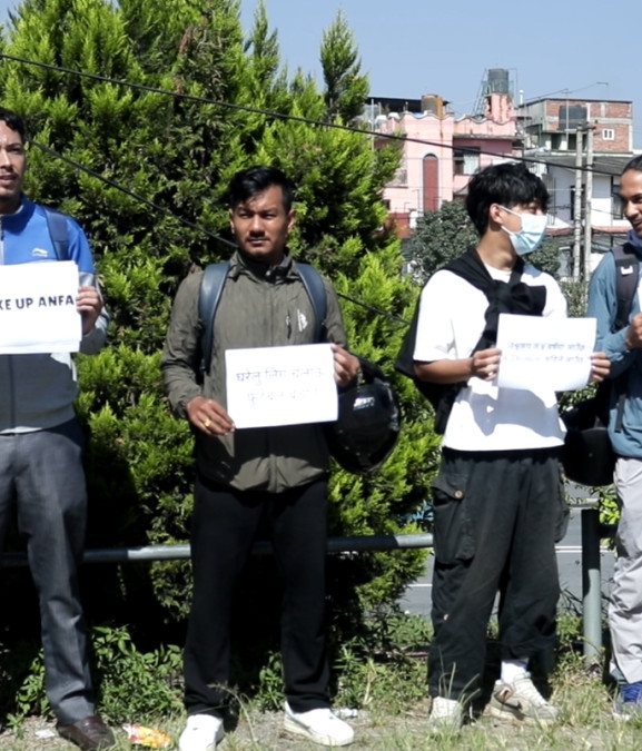 क्यालेन्डरमा नभइ ग्राउन्डमा फुटबल चाहियो भन्दै सरोकारवालाको एन्फा मुख्यालयमा धर्ना