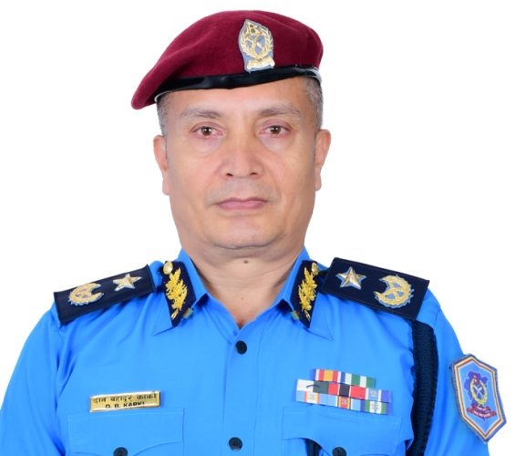 दानबहादुरको काँधमा प्रहरी कमान्ड