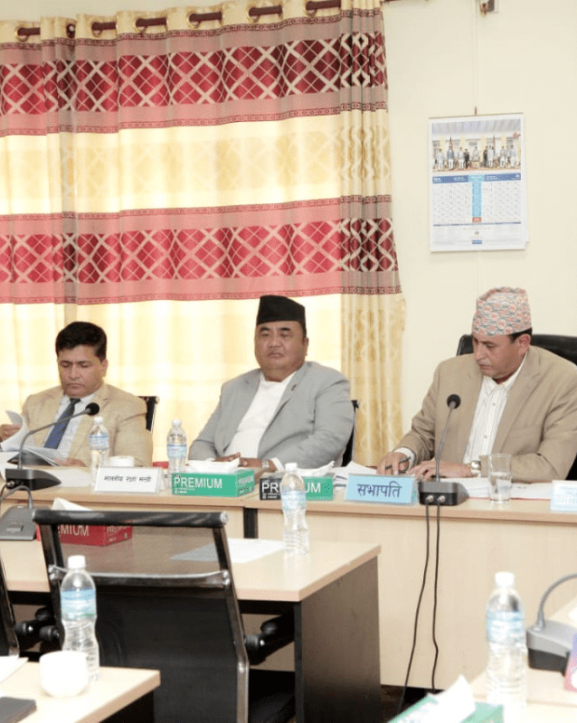 निजामती सेवा विधेयकमा सत्तारुढ दलमै मतान्तर