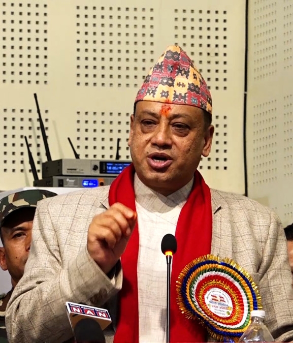 फोटो टाँस्न मात्रै मुख्यमन्त्री भएको होइन : मुख्यमन्त्री बाँनिया