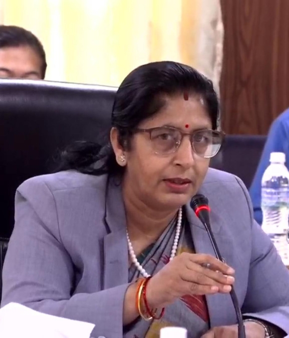 प्रत्येक प्रदेशमा कम्तीमा एउटा नमुना कारागार निर्माण गर्न सरकारलाई संसदीय समितिको निर्देशन