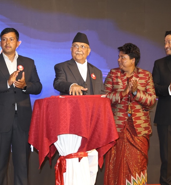 एमालेको घोषणापत्र : उच्च आर्थिक वृद्धिदरदेखि सामाजिक सुरक्षा विस्तारसम्मका प्रतिबद्धता (पूर्णपाठ) 