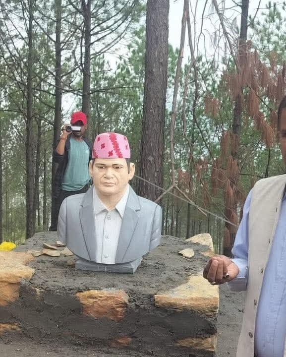 पहिलो जन्मोत्सव पार्कमा स्व.खातीको शालिक अनावरण