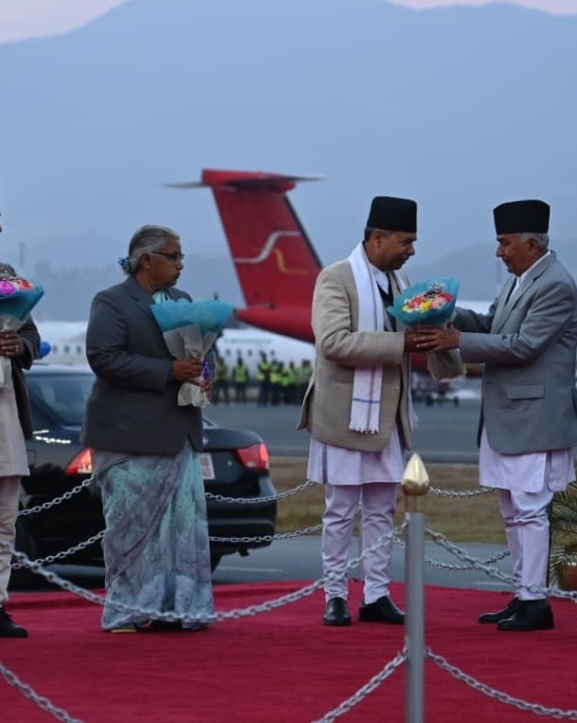 राष्ट्रपति पौडेल स्वदेश फिर्ता