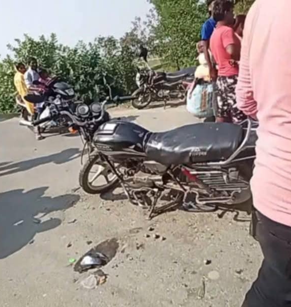 तस्करलाई सशस्त्रले पछ्याँउदा ३ मोटरसाइकल एकआपसमा ठोक्किए, एक जनाको मृत्यु
