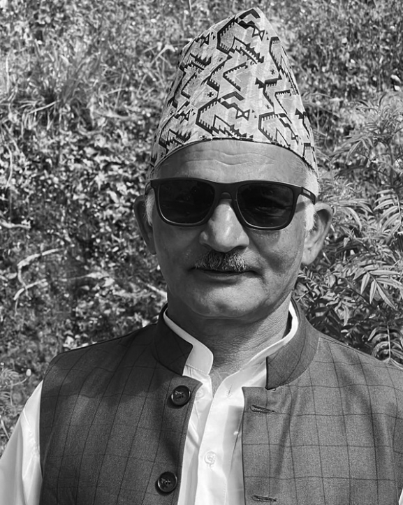 उपन्यासकार आचार्यलाई पितृशोक