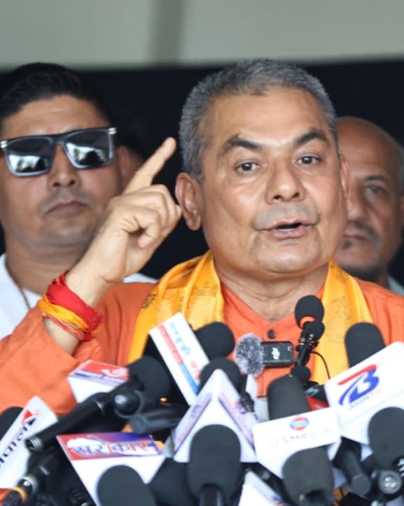 राजनीतिक दल खोल्ने दुर्गा प्रसाईंको घोषणा