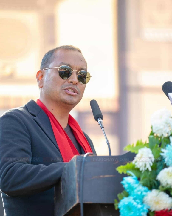 बाटो नसुधारी आउँदैनन् पर्यटक
