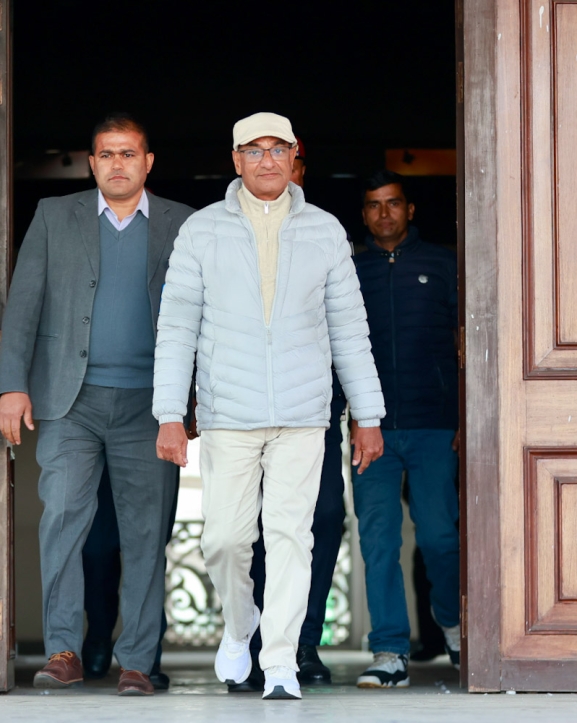  लेखकको बयान सन्तोषजनक नभएको आयोगको निष्कर्ष, पुनः बोलाइने 