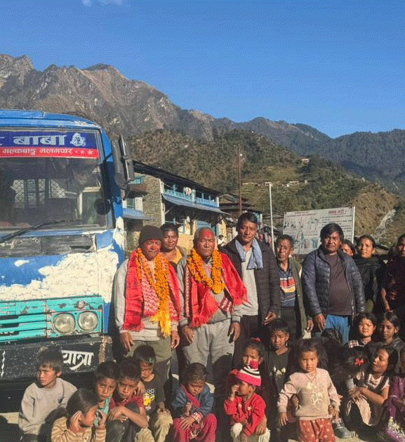 मल्कवाङमा पहिलो पटक बस पुग्यो