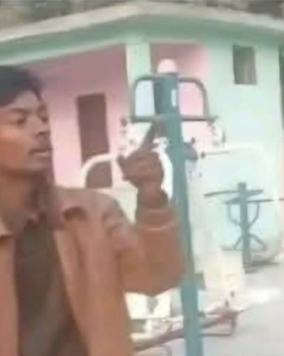 सर्लाहीमा युवकलाई निर्वस्त्र पारी कुटपिट गर्ने मुख्य अभियुक्त पक्राउ: ज्यान मार्ने उद्योगमा मुद्दा दर्ता