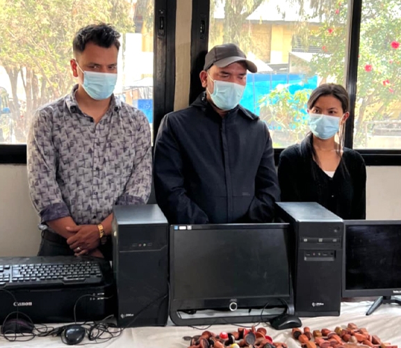 सरकारी कागजातको ‘फ्याक्ट्री’ चलाउने गिरोह पक्राउ