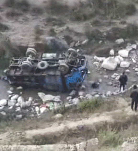 बैतडीमा मिनी ट्रक दुर्घटना, चालकको मृत्यु