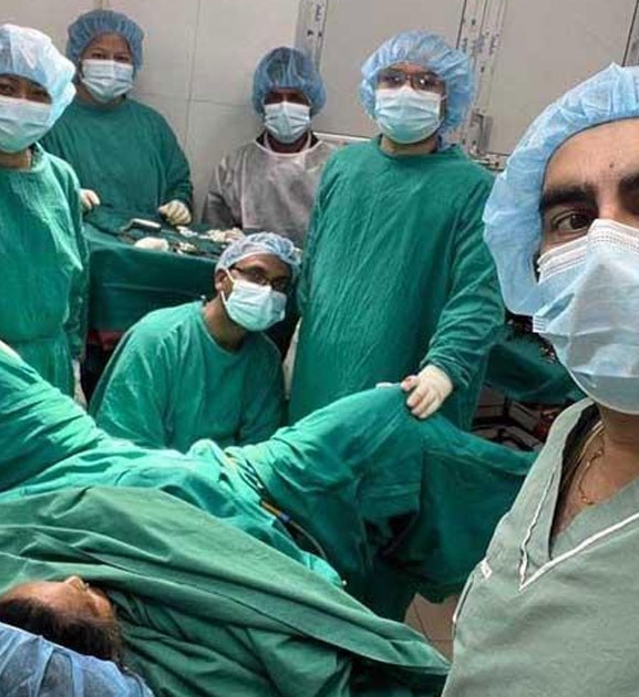 खोटाङमै सुरु भयो पाठेघर खस्ने समस्यासम्बन्धी शल्यक्रिया सेवा