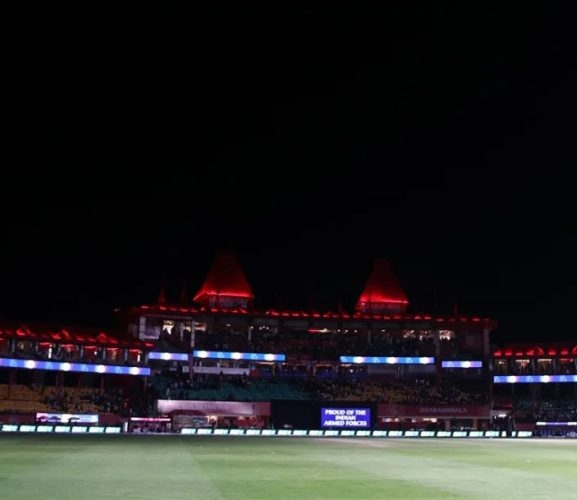 आईपीएल अनिश्चितकालका लागि स्थगित