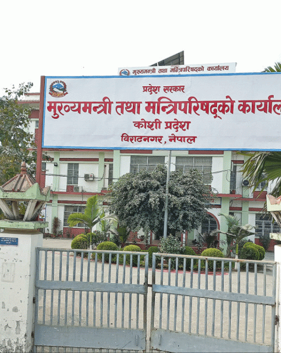 बाढी पहिरो प्रभावित जिल्लामा स्वास्थ्य सेवा सहज तुल्याउने प्रयासमा प्रदेश सरकार