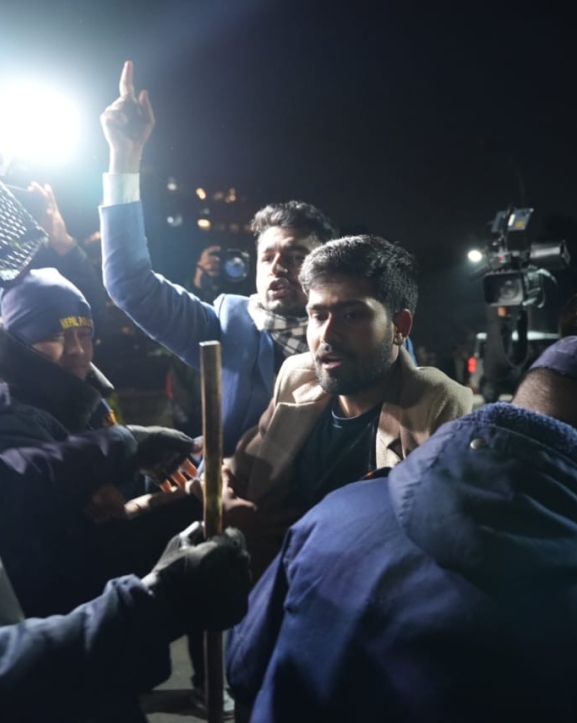 निर्वाचन आयोग परिसरमा जेनजीहरूको विरोध प्रदर्शन 