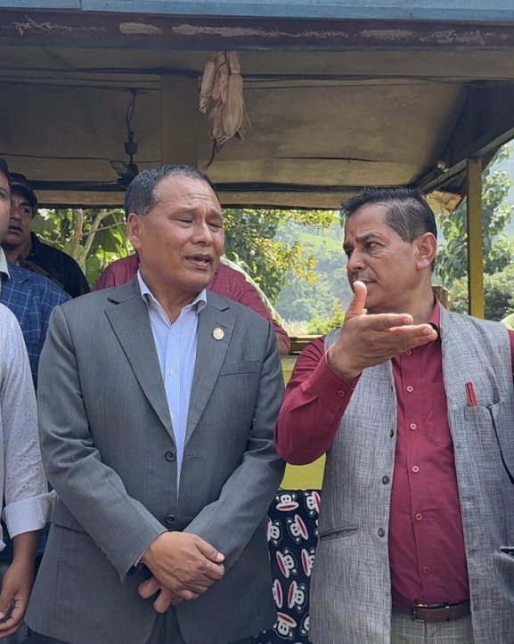 राहतदेखि पुनःनिर्माणसम्मको काम सरकारको प्राथमिकतामा छः मन्त्री घिसिङ