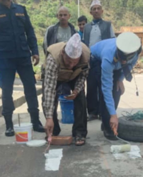 छिनखेतको सडकमा जेब्राक्रसिङ