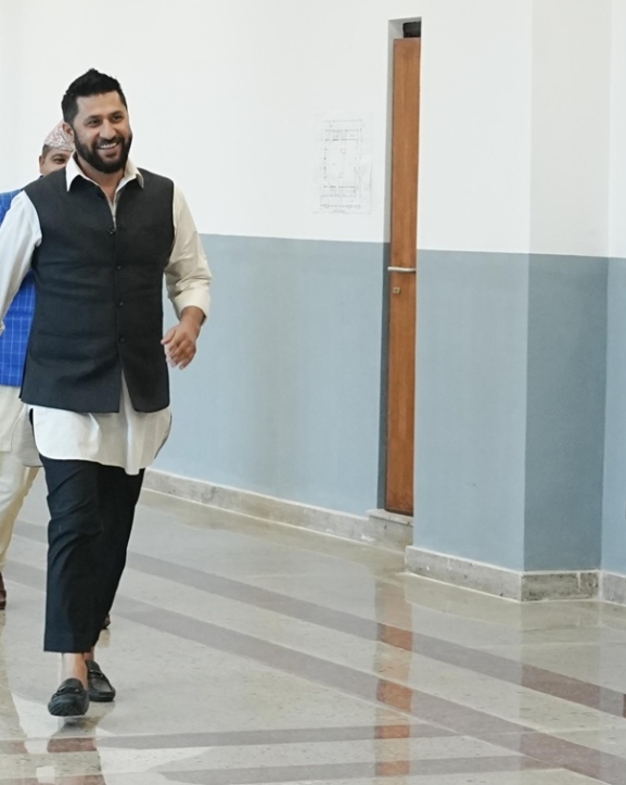 रविलाई राहत, रास्वपामा तरंग