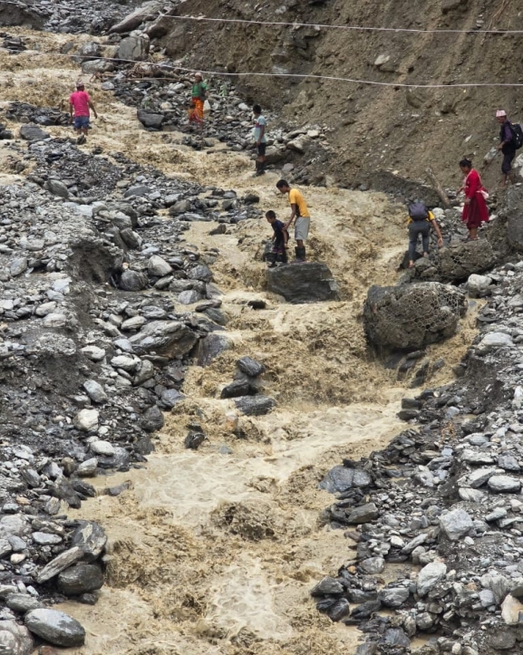 पहिरोले जाजरकोट–डोल्पा सडकखण्ड पूर्ण अवरुद्ध