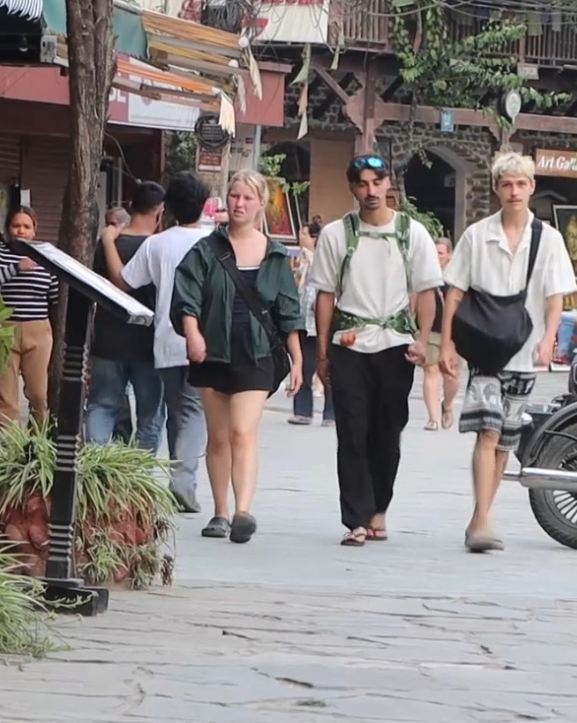 एकै महिनामा भित्रिए १ लाख २० हजार पर्यटक, युरोप–अमेरिकाबाट आउने पर्यटकको संख्यामा कमी