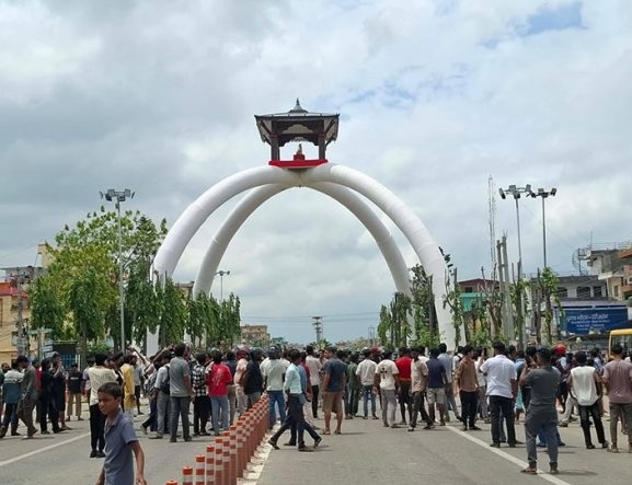 सिरहाको गोलबजार र धनुषाको जनकपुरमा कर्फ्यु आदेश जारी