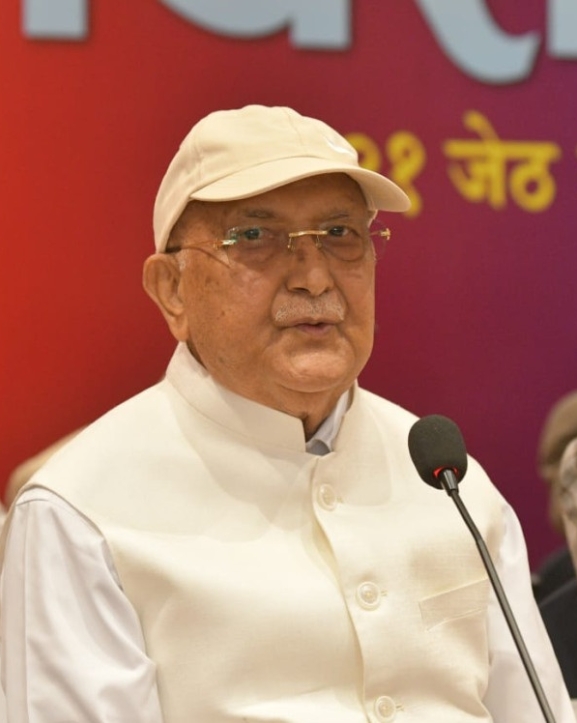 पौडेललाई ओलीको जवाफ- बीचमै झोला फ्याँकेर हिँड्दिनँ